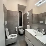 Colosseum Deluxe Vendégház 4*