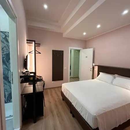 Affittacamere Colosseum Deluxe 4*