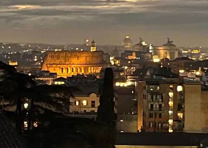 Гостевой дом Colosseum Deluxe 4*