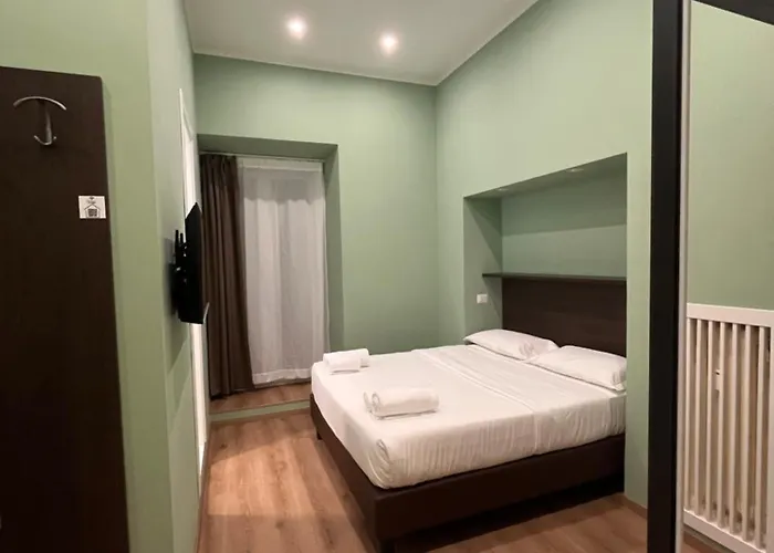 Colosseum Deluxe Гостевой дом Рим